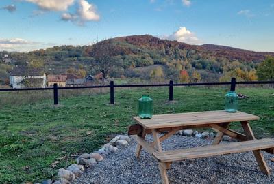 Casă cu Teren 9500 Mp în Nord