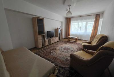 Apartament cu 2 camere decomandat în Nicolina - 2