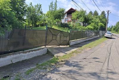 Casă cu 5 camere cu Teren 1200 Mp în Central - 9