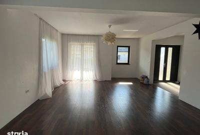 Casă cu 5 camere cu Teren 664 Mp în Central - 6