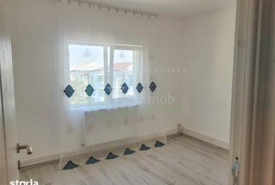 Apartament cu 2 camere decomandat în Republicii - 4