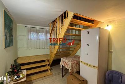 Casă cu 4 camere în Cetate