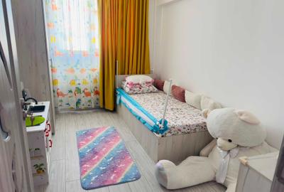 Apartament cu 3 camere decomandat în Drumul Taberei - 7