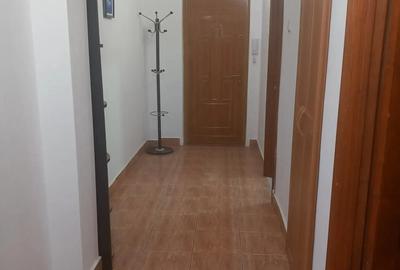 Apartament cu 2 camere decomandat în Buzaului