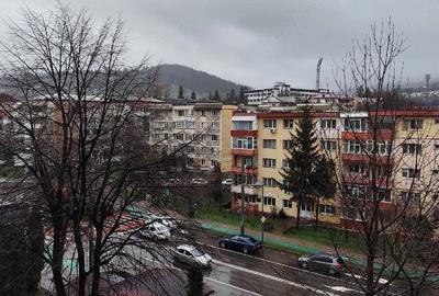 Apartament cu 2 camere decomandat în Central - 1