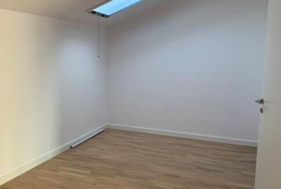 Casă cu 5 camere cu Teren 98 Mp în Central - 10