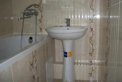 Apartament cu 2 camere decomandat în Rahova - 2
