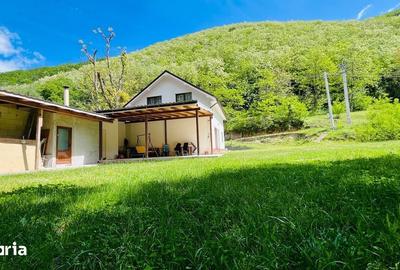Casă cu 6 camere cu Teren 712 Mp în Central - 17