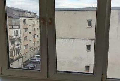 Casă cu 1 camere în Calea Moldovei
