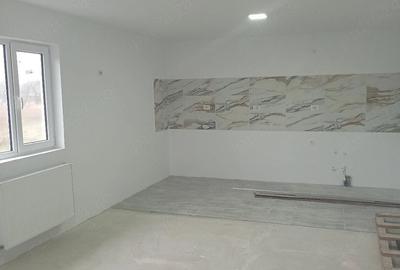 Casă cu 3 camere cu Teren 500 Mp în Pecineaga - 3