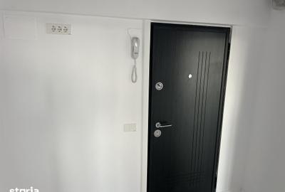 Apartament cu 3 camere decomandat în Gara de Nord
