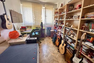 Apartament cu 3 camere semidecomandat în Mihai Bravu - 1