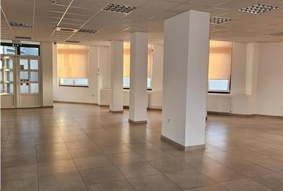 Birou, de 900 mp, în Piața Cluj - 2