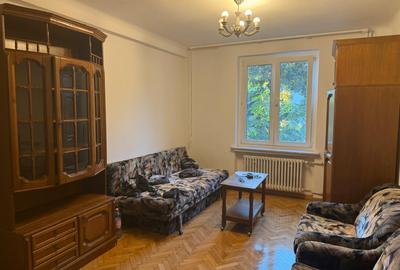 Apartament cu 2 camere decomandat în Cotroceni