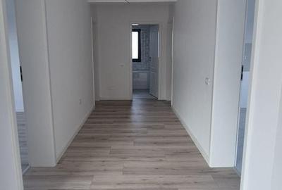 Casă cu 4 camere în Clinceni