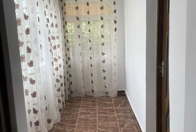 Casă cu 4 camere cu Teren 450 Mp în Călinești - 3