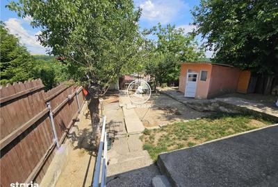 Casă cu 4 camere cu Teren 260 Mp în Central - 2