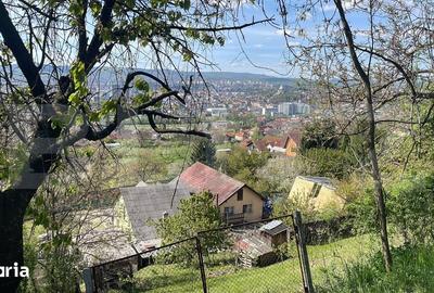 Teren de 890 mp, în Dâmbul Rotund