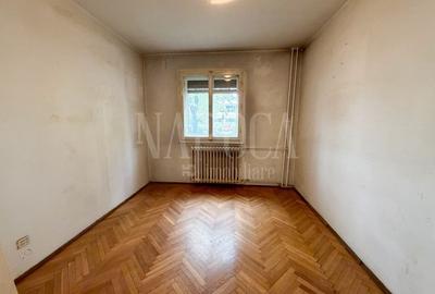 Apartament cu 3 camere decomandat în Gheorgheni