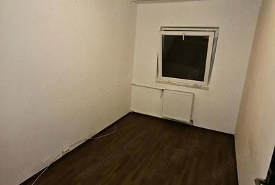 Apartament cu 3 camere decomandat în Micro 20 - 3