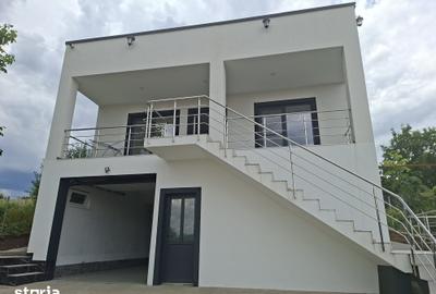 Casă cu 4 camere cu Teren 1050 Mp în Miroslava