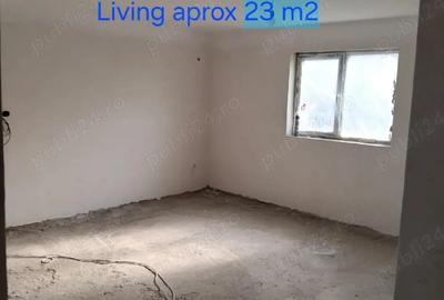 Casă cu 5 camere cu Teren 496 Mp în Central - 3