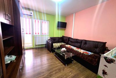Apartament cu 2 camere decomandat, mobilat în Nicolina
