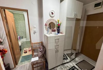Garsonieră decomandată în Central