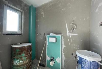 Casă cu 4 camere cu Teren 275 Mp în Urseni - 1
