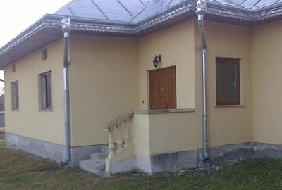 Casă cu 3 camere în Arbore