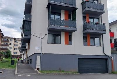 Apartament cu 3 camere decomandat, mobilat în Florești - 8