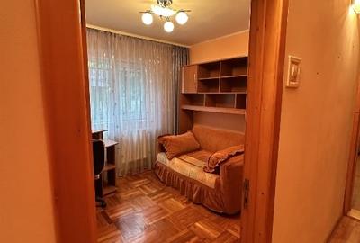 Apartament cu 3 camere semidecomandat, mobilat în Orizont - 10
