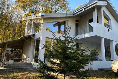 Casă cu 4 camere cu Garaj în Praid - 2