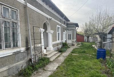 Casă cu 6 camere cu Teren 637 Mp în Central - 3