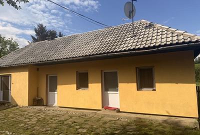Casă cu 3 camere în Sita Buzăului - 1
