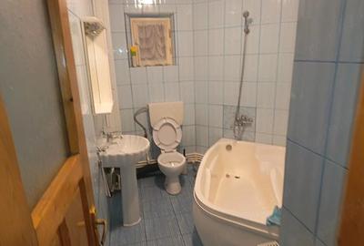 Apartament cu 2 camere decomandat în Nicolina - 1