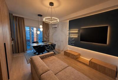 Apartament cu 2 camere decomandat, mobilat în Central