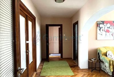 Apartament cu 4 camere decomandat, mobilat în Rogerius - 11