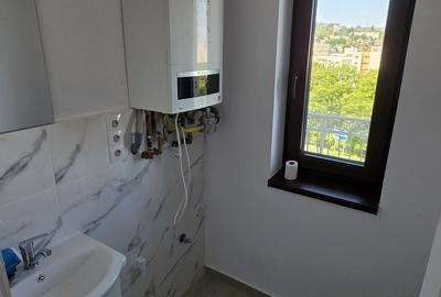 Casă cu 4 camere cu Teren 80 Mp în Central - 1