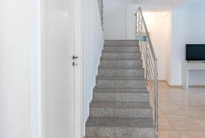 Casă cu 5 camere cu Teren 550 Mp în Agigea - 7