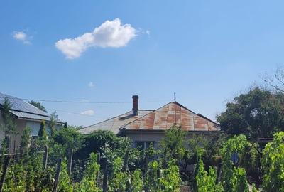 Casă cu 4 camere în Dor Mărunt