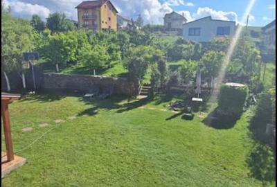 Casă cu 3 camere cu Teren 1000 Mp în Central - 3