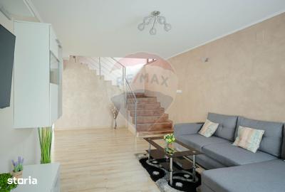Casă cu 7 camere cu Teren 600 Mp în Sânmartin