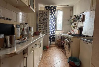 Apartament cu 4 camere decomandat în Drumul Taberei - 8