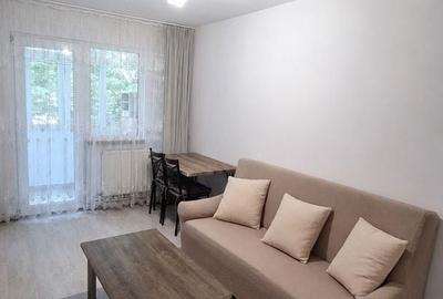 Apartament cu 3 camere semidecomandat, mobilat în Tomis Nord