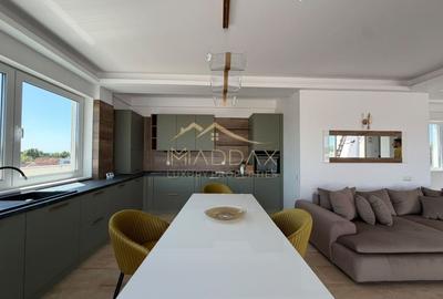 Apartament cu 4 camere decomandat, mobilat în Iancu Nicolae