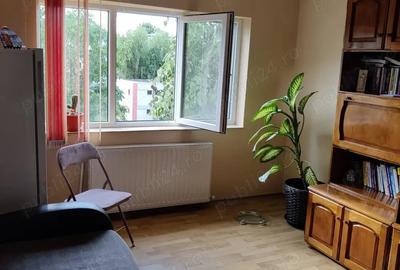 Apartament cu 2 camere, mobilat în Sud
