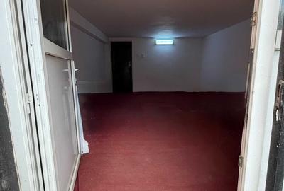 Spațiu comercial, de 20 mp, în Central