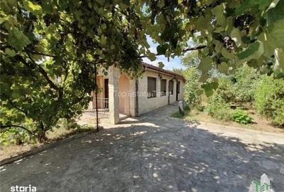 Casă cu 3 camere cu Teren 52 Mp în Central - 7