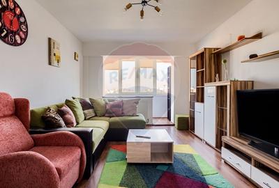 Apartament cu 3 camere decomandat, mobilat în Aurel Vlaicu